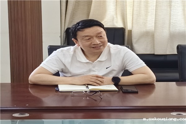 教学副校长李向伟总结发言.jpg 教学副校长李向伟总结发言.jpg